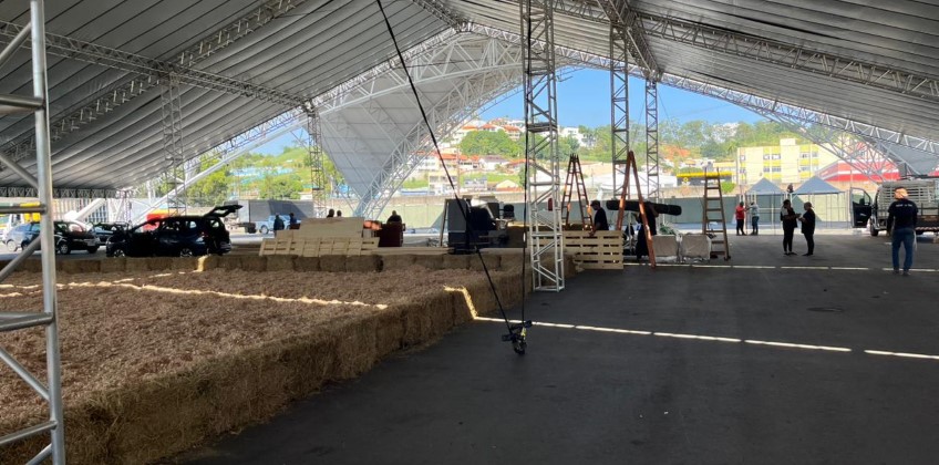 ExpoGirolando 2026 reúne genética de ponta, negócios e entretenimento em Barra Mansa